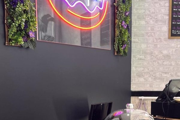 enseigne-neon-led-2-signarama-moulins