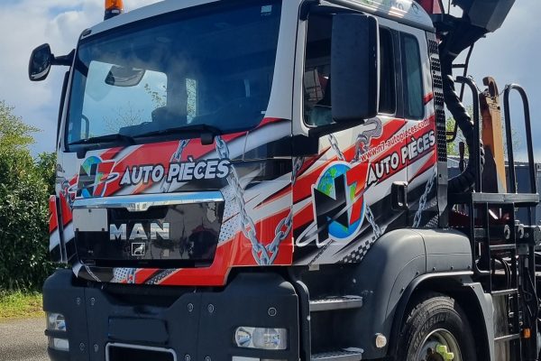 total-covering-signarama-moulins